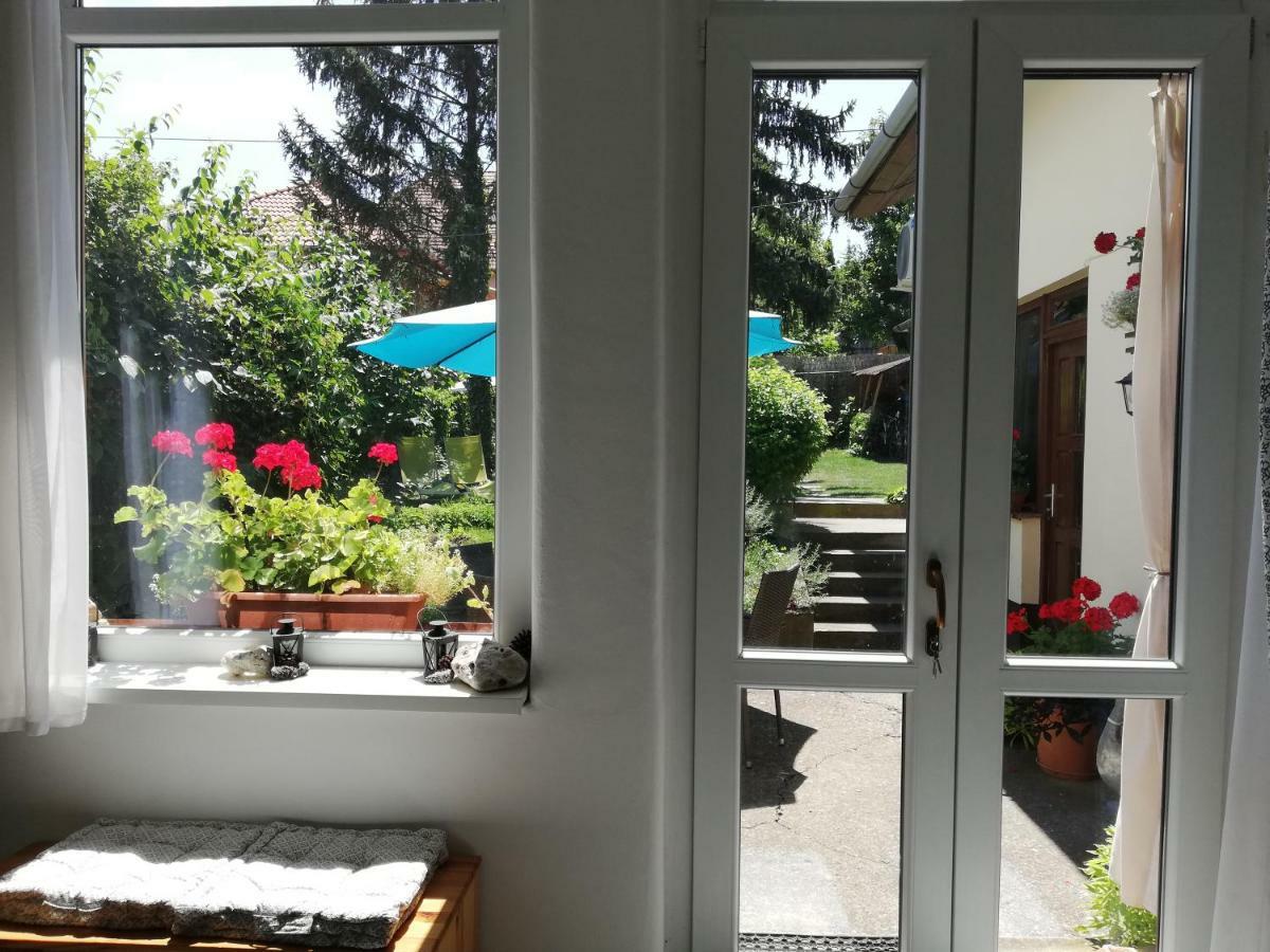 Gyöngyszem Vendégház Eger Exterior foto